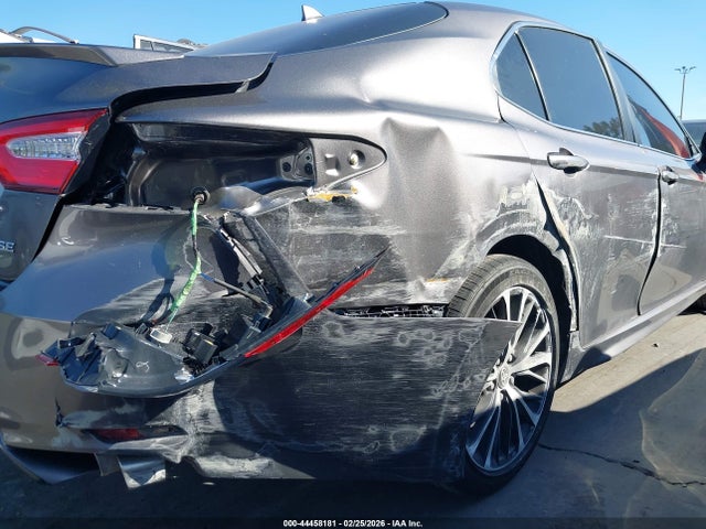 4T1G11AK6LU959512 Toyota CAMRY SE