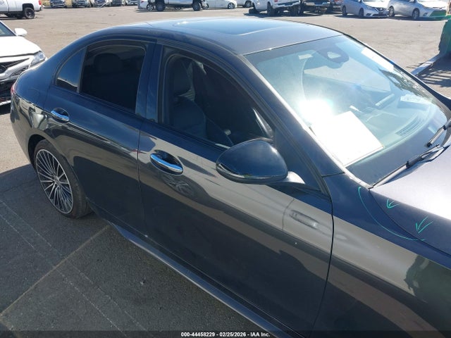 W1KAF4GB6PR102447 Mercedes-Benz C 300 Sedan