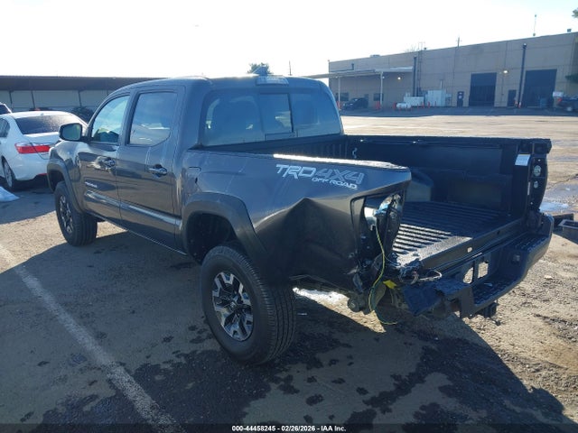 3TMCZ5AN0JM169640 Toyota Tacoma Trd Off Road