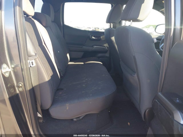 3TMCZ5AN0JM169640 Toyota Tacoma Trd Off Road