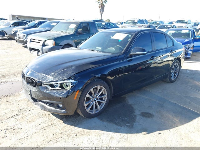 2018 BMW 320I WBA8A9C50JAH14329 Photo 1