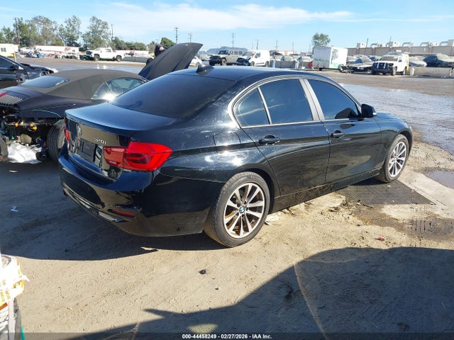 2018 BMW 320I WBA8A9C50JAH14329 Photo 3