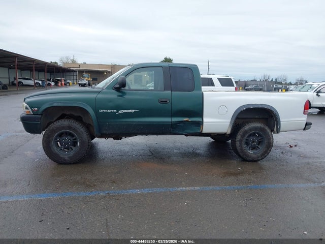 44458250 :رقم المزاد ، 1B7GG22N4YS662405 vin ، 2000 Dodge Dakota Slt/sport مزاد بيع