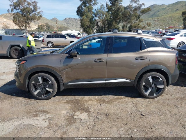 3N8AP6DA6SL421169 Nissan Kicks Sr Fwd