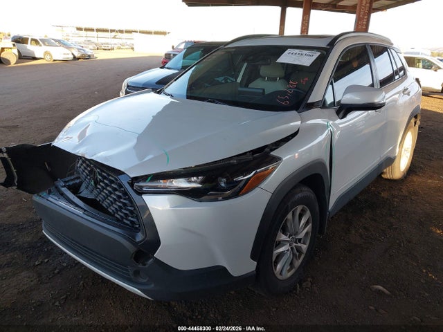 7MUBAABG5NV005520 Toyota Corolla Cross Le