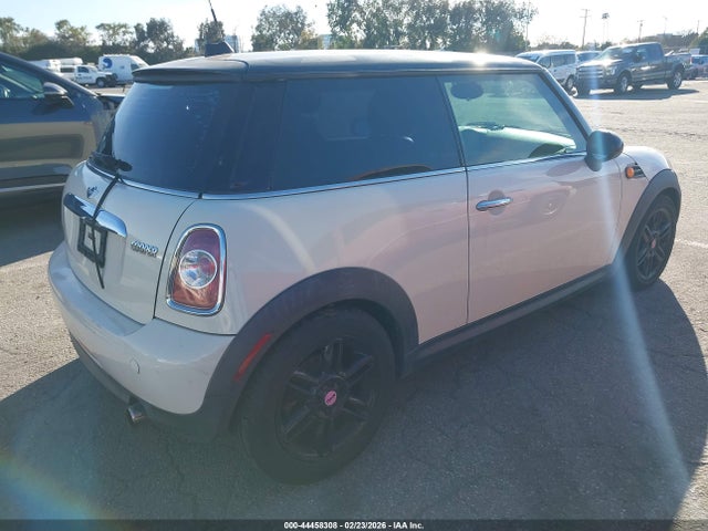 2013 MINI HARDTOP WMWSU3C51DT686895 Photo 3