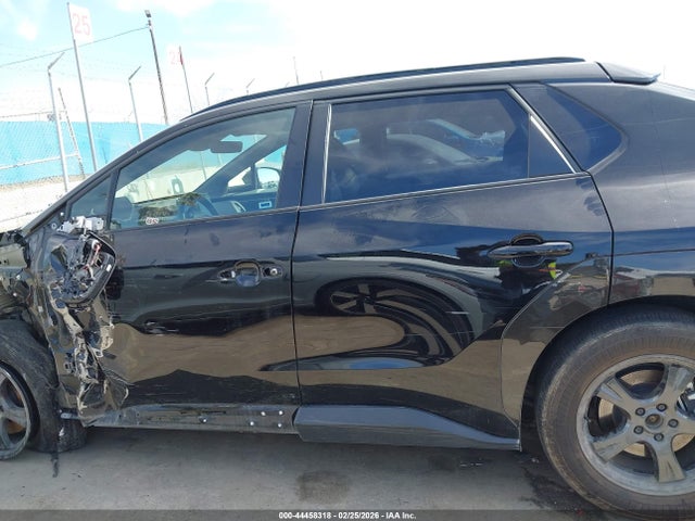 Toyota BZ4X XLE 2025 JTMABACA3SA103368 Image 15