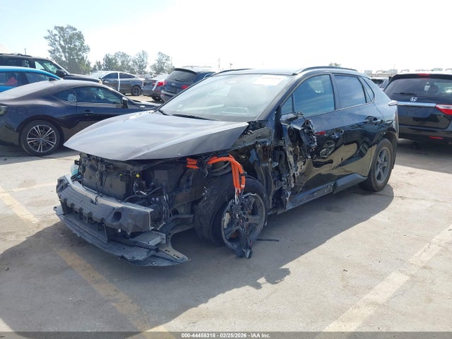 Toyota BZ4X XLE 2025 JTMABACA3SA103368 Image 2