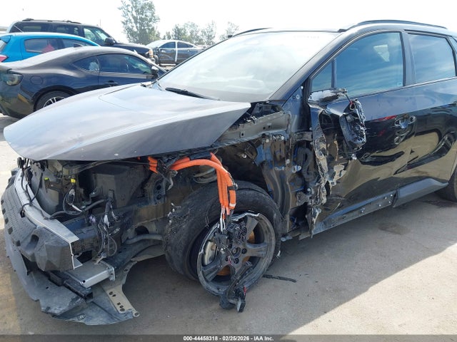 Toyota BZ4X XLE 2025 JTMABACA3SA103368 Image 6