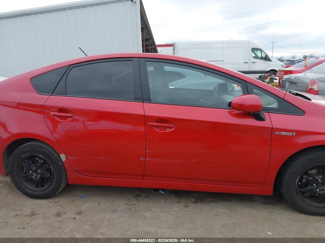 Toyota Prius Two 2014 JTDKN3DU6E1783514 Image 13