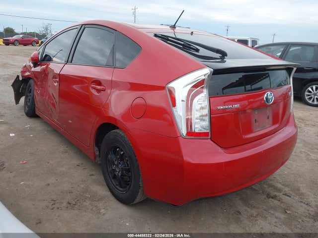 Toyota Prius Two 2014 JTDKN3DU6E1783514 Image 3