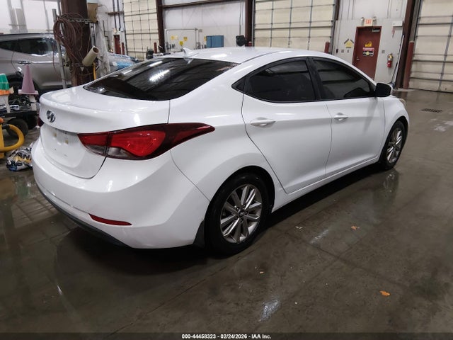 Hyundai ELANTRA SE 2015 5NPDH4AE3FH625550 Image 4
