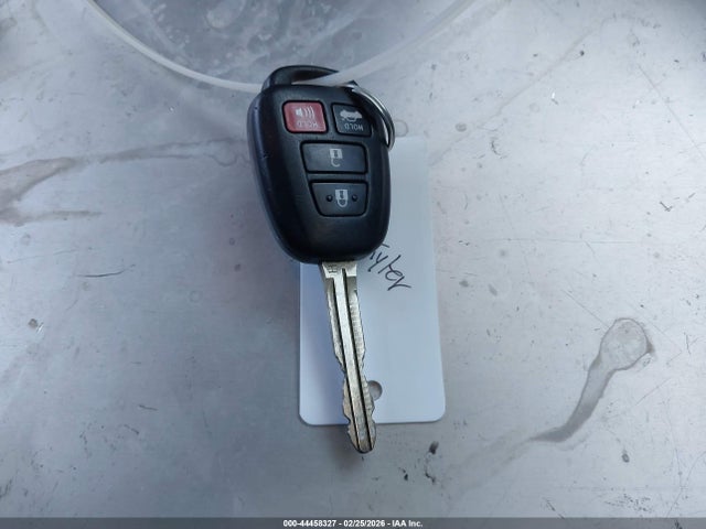 5YFBURHE9FP322412 Toyota Corolla S Plus