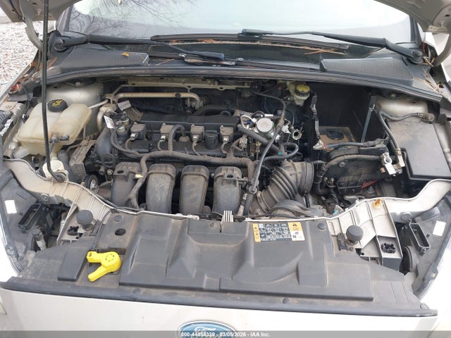 Ford FOCUS SE 2016 1FADP3F28GL320303 Image 10