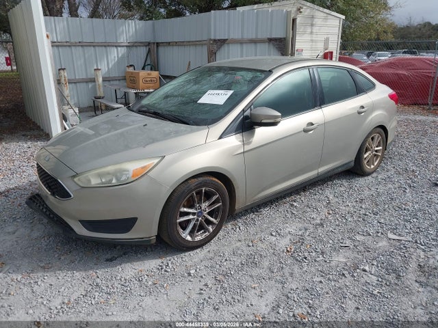 Ford FOCUS SE 2016 1FADP3F28GL320303 Image 2