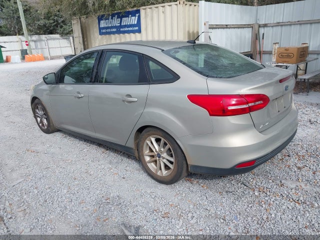 Ford FOCUS SE 2016 1FADP3F28GL320303 Image 3