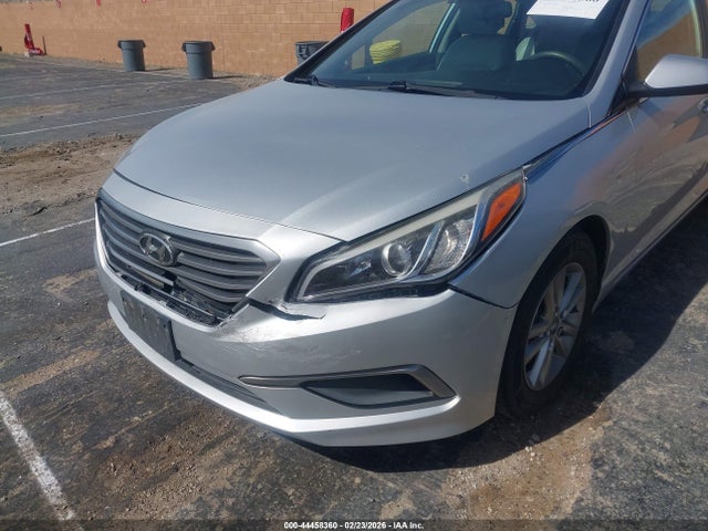 Hyundai SONATA SE 2016 5NPE24AF0GH360215 Image 6
