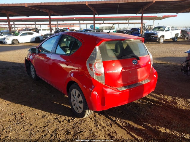 JTDKDTB38E1561618 Toyota Prius C Two