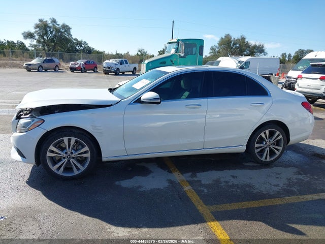 Продаж на аукціоні авто 2018 Mercedes-benz C 300 4matic, vin: 55SWF4KB2JU274817, номер лоту: 44458370