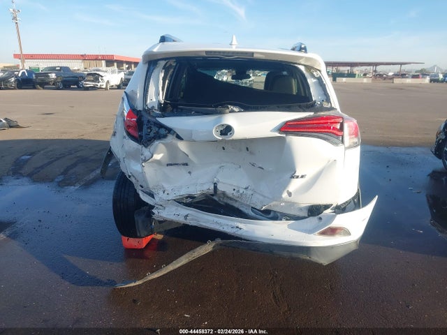 JTMWFREV0HJ101479 Toyota Rav4 Xle