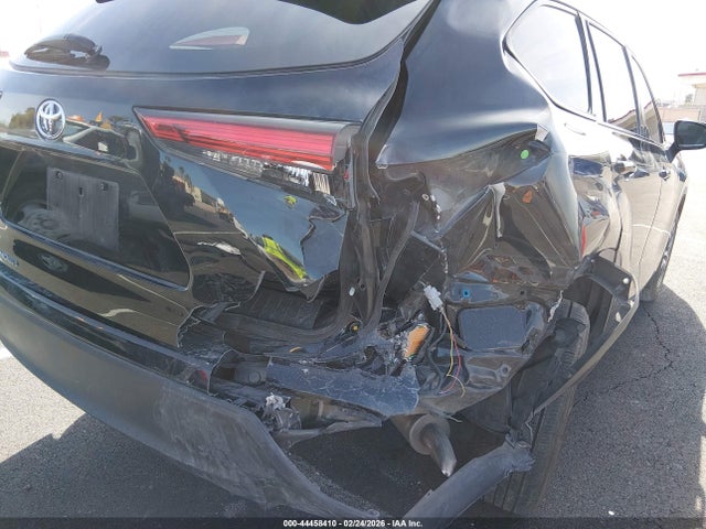 5TDHZRAH5NS114873 Toyota Highlander Xle
