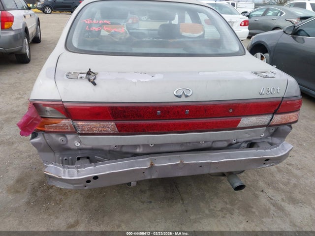 Продажа на аукционе авто 1996 Infiniti I30, vin: JNKCA21D2TT313656, номер лота: 44458412