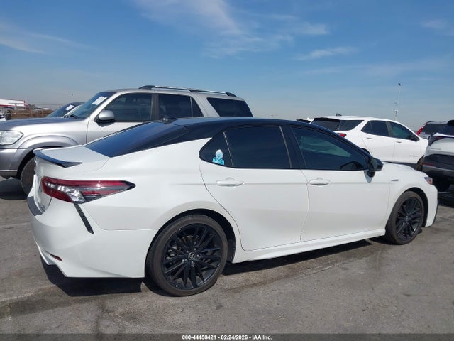 2021 Toyota Camry Xse Hybrid მანქანა იყიდება აუქციონზე, vin: 4T1K31AK8MU029794, აუქციონის ნომერი: 44458421