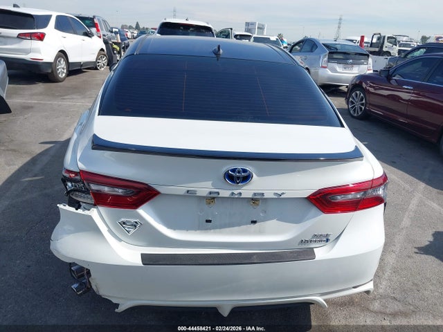 2021 Toyota Camry Xse Hybrid მანქანა იყიდება აუქციონზე, vin: 4T1K31AK8MU029794, აუქციონის ნომერი: 44458421