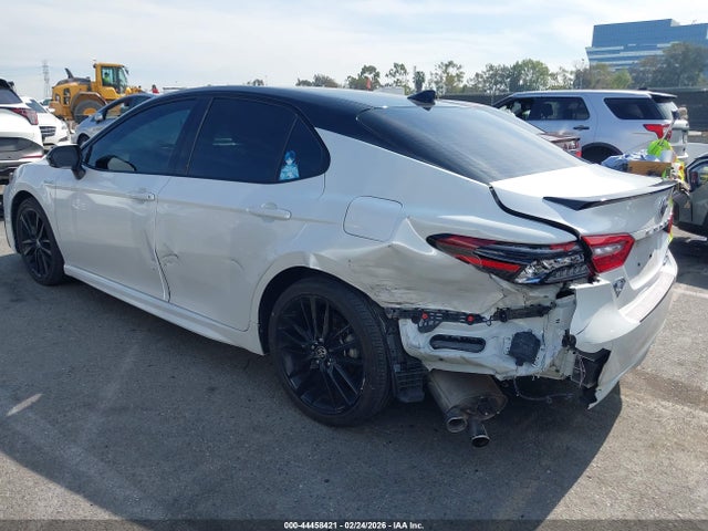 2021 Toyota Camry Xse Hybrid მანქანა იყიდება აუქციონზე, vin: 4T1K31AK8MU029794, აუქციონის ნომერი: 44458421