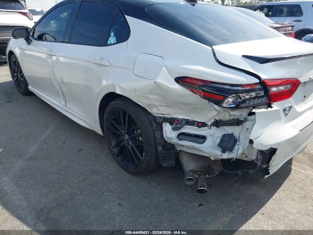 2021 Toyota Camry Xse Hybrid მანქანა იყიდება აუქციონზე, vin: 4T1K31AK8MU029794, აუქციონის ნომერი: 44458421