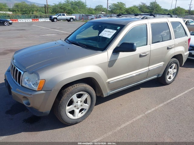 2005 Jeep Grand Cherokee Limited მანქანა იყიდება აუქციონზე, vin: 1J8HS58N25C677415, აუქციონის ნომერი: 44458423