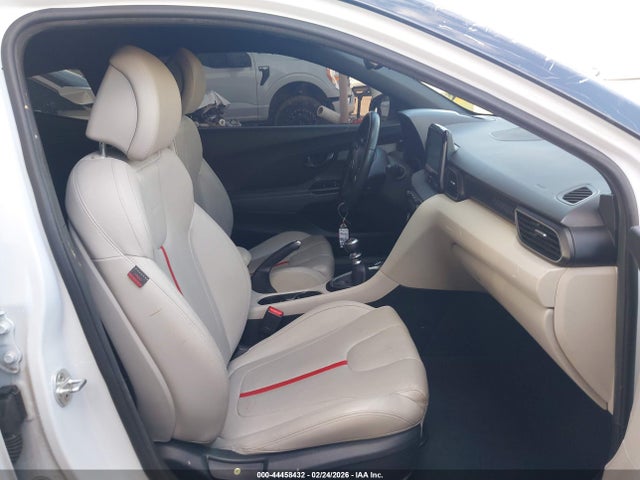 2019 HYUNDAI VELOSTER KMHTH6AB3KU009498 Photo 4