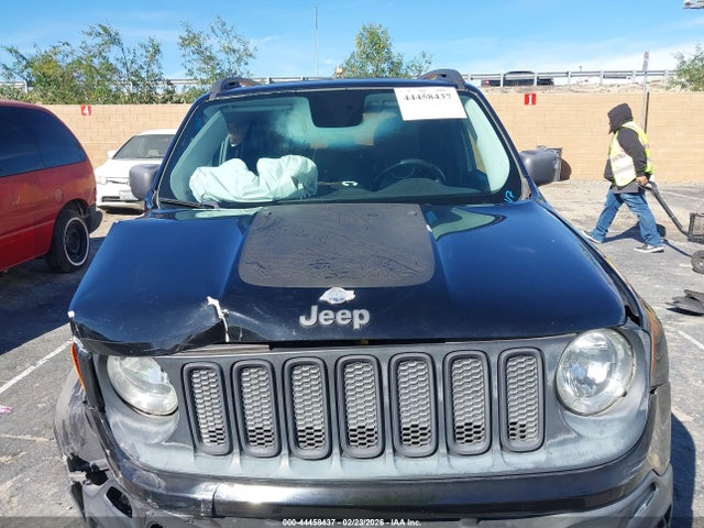 ZACCJBCB8HPF64603 Jeep Renegade Deserthawk 4x4