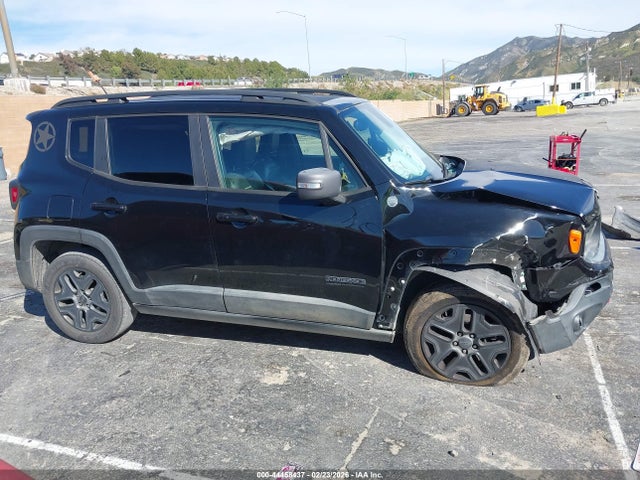 ZACCJBCB8HPF64603 Jeep Renegade Deserthawk 4x4