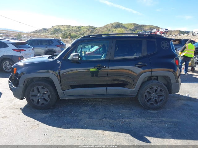 ZACCJBCB8HPF64603 Jeep Renegade Deserthawk 4x4