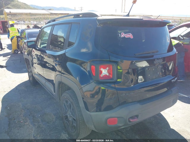 2017 JEEP RENEGADE ZACCJBCB8HPF64603 Photo 2