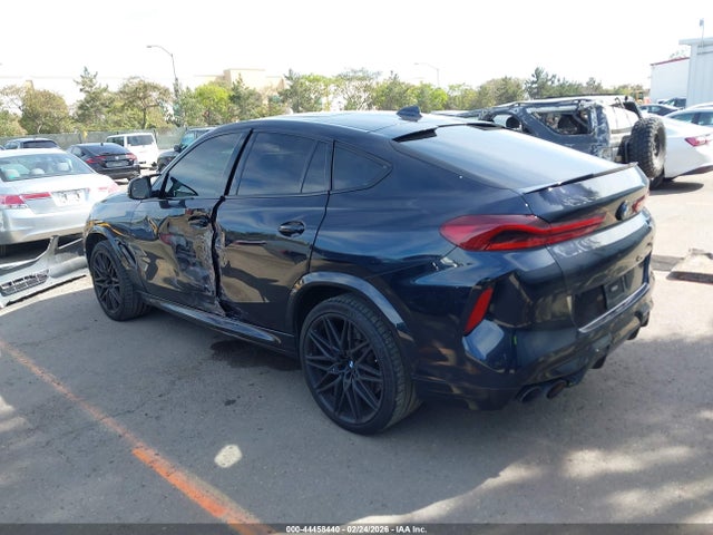 2021 BMW X6 M 5YMCY0C02M9E03149 Photo 2