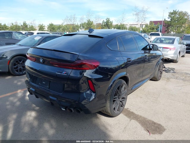 2021 BMW X6 M 5YMCY0C02M9E03149 Photo 3