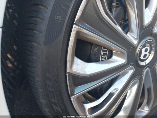 2022 BENTLEY FLYING SPUR SCBBG6ZG8NC003342 Photo 5