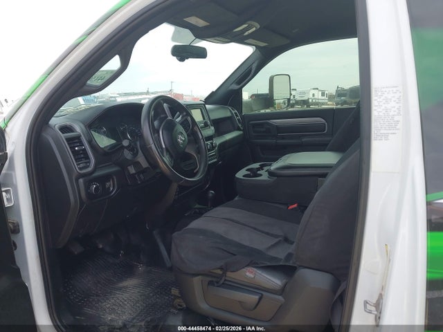 2022 Ram 5500 Chassis Tradesman/slt მანქანა იყიდება აუქციონზე, vin: 3C7WRNBL3NG255686, აუქციონის ნომერი: 44458474