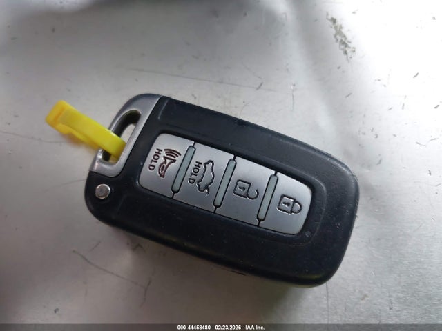 Hyundai SONATA HYBRID 2015 KMHEC4A43FA136045 Image 11