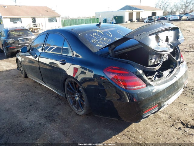 2018 Mercedes-benz Amg S 63 4matic მანქანა იყიდება აუქციონზე, vin: WDDUG8JB8JA376958, აუქციონის ნომერი: 44458575