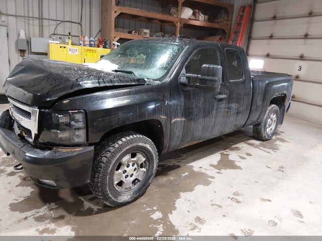 2011 CHEVROLET SILVERADO 1500 1GCRKSE33BZ451289 Photo 1
