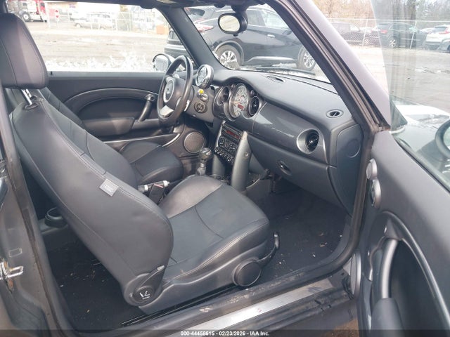 2006 MINI COOPER S WMWRE33536TJ35804 Photo 4