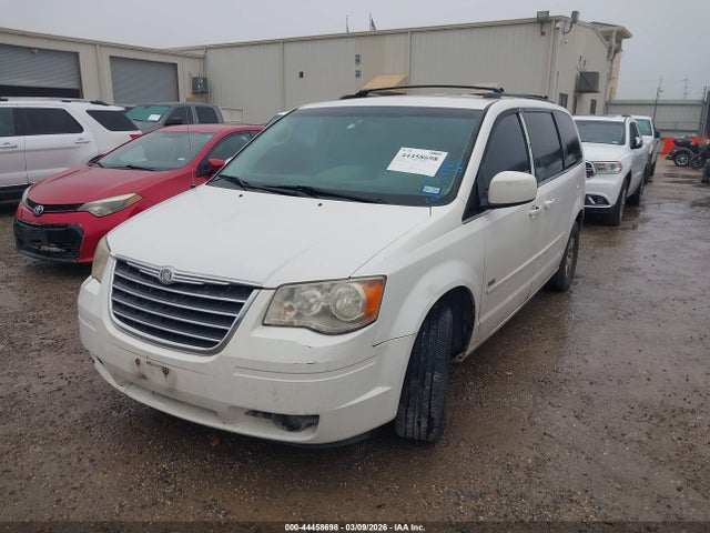 Продажа на аукционе авто 2008 Chrysler Town & Country Touring, vin: 2A8HR54P68R701780, номер лота: 44458698