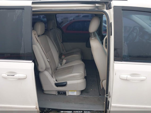 Продажа на аукционе авто 2008 Chrysler Town & Country Touring, vin: 2A8HR54P68R701780, номер лота: 44458698