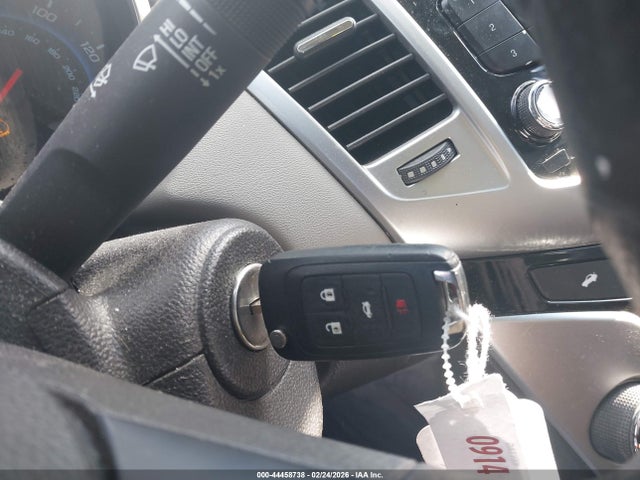 1G1PC5SB1F7213890 Chevrolet Cruze 1lt Auto