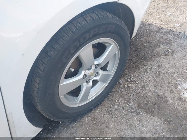 1G1PC5SB1F7213890 Chevrolet Cruze 1lt Auto