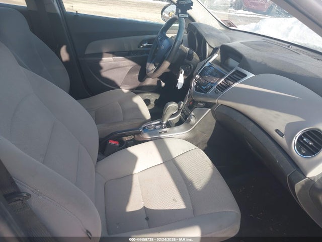 1G1PC5SB1F7213890 Chevrolet Cruze 1lt Auto