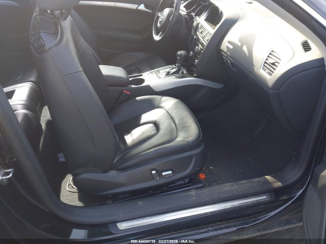 Продажа на аукционе авто 2013 Audi A5 2.0t Premium, vin: WAUCFAFR0DA008085, номер лота: 44458739